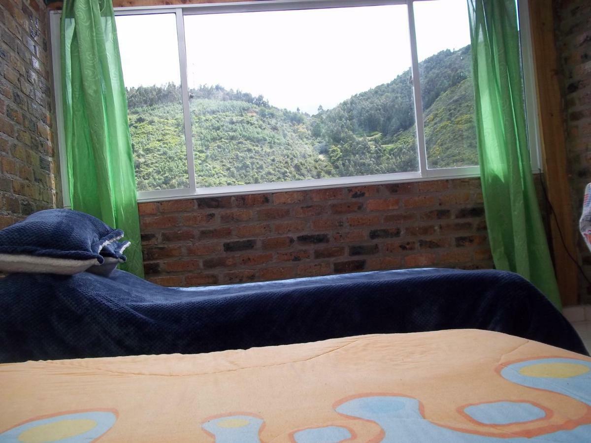 Hospedaje Bella Vista Mongui Ngoại thất bức ảnh